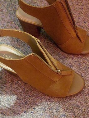 Tan Suede Slingback Heel with Front Zip